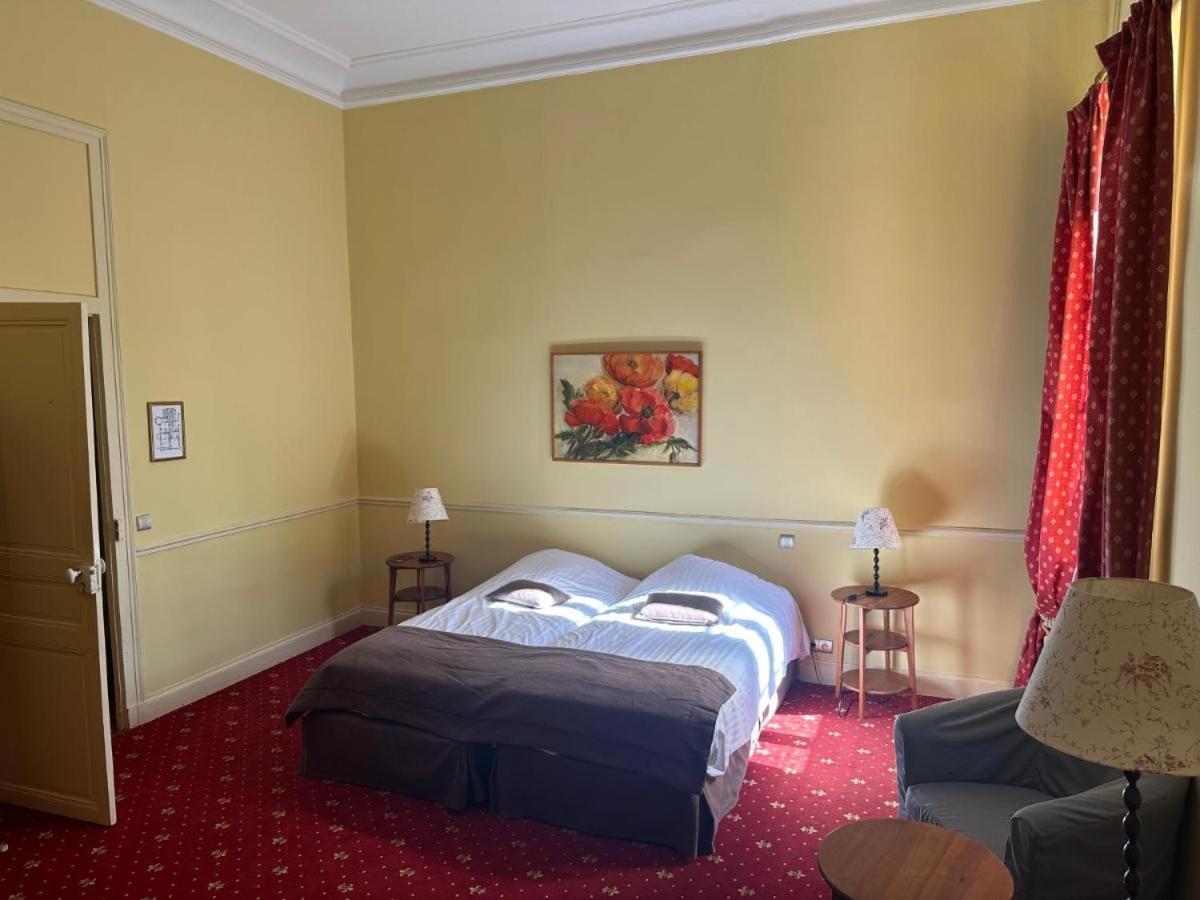 Camping Et Hotel Chateau Du Haget Montesquiou Экстерьер фото